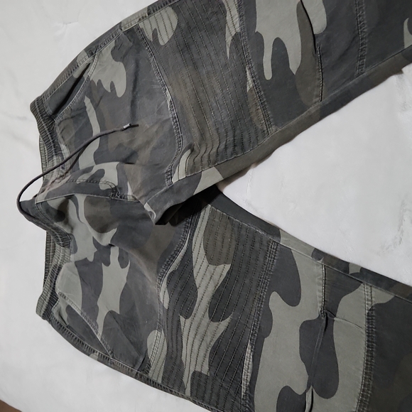 American Rag Camo joggers - Picture 3 of 4